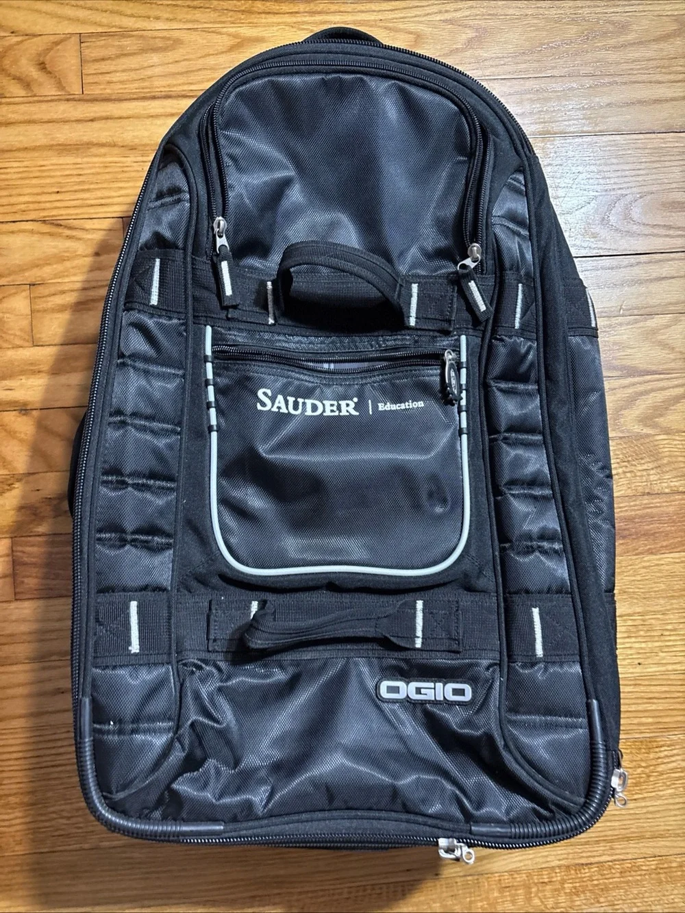 N/A ogio pull